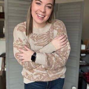 Women's Beige Patterned Sweater